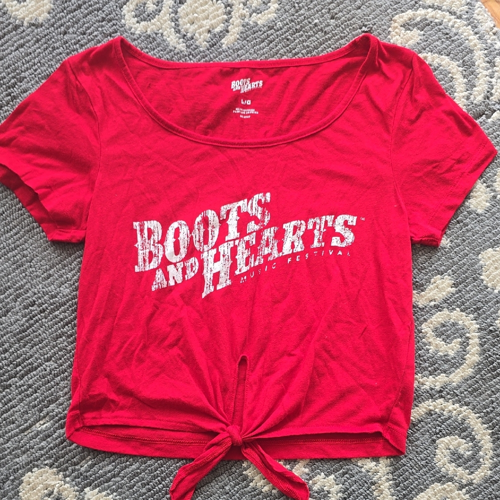 https://bootsandhearts.com Red Tie Up Tank Top